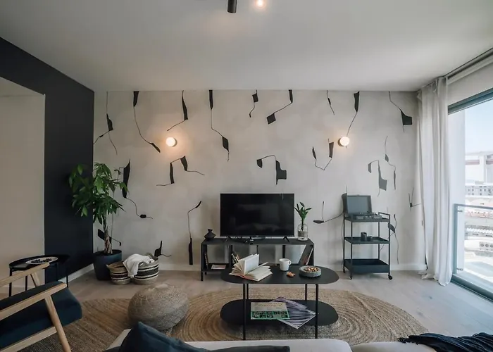 Ade - 2 Bedrooms And Parking In Alcantara Appartement Lisboa